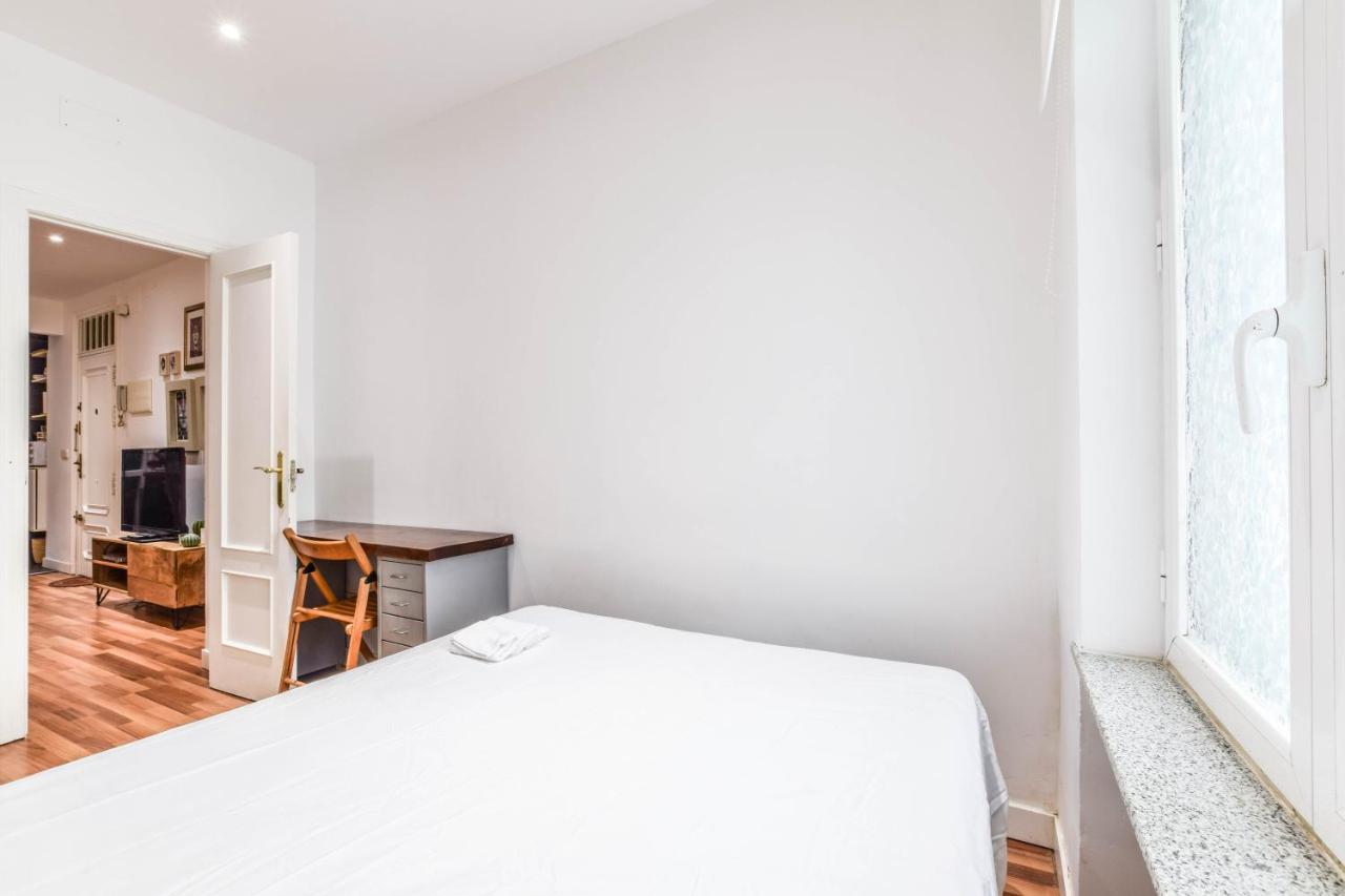 Апартаменти Apartamento Plaza De Lavpies Мадрид Екстер'єр фото
